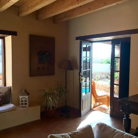 Деревянный коттедж Casa Yeya